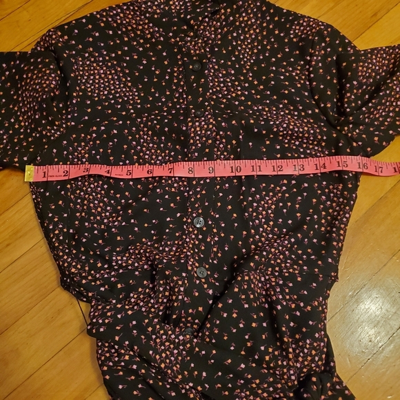 NWOT Kate Spade Meadow Smocked Back Shirtdress. Black. Orange, pink floral. 2. - Picture 14 of 16